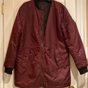 Guess Men Coat Large Maroon 24”W x 34”L Zippered